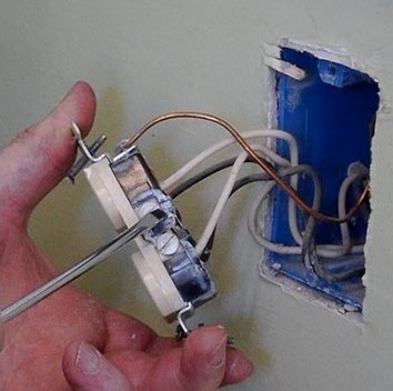 Installation prise électrique 